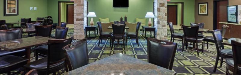 Holiday Inn Express & Suites Brady By Ihg Екстериор снимка